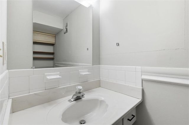 1308 NW 6th Street, Blue Springs, MO 64014