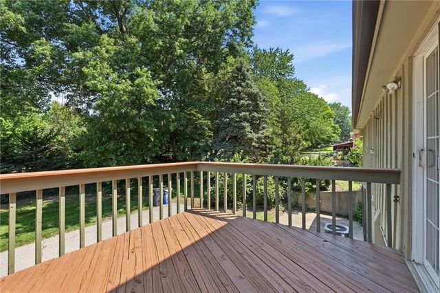 1308 NW 6th Street, Blue Springs, MO 64014
