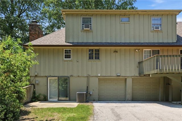 1308 NW 6th Street, Blue Springs, MO 64014