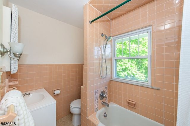 61 S Prospect St, Verona Twp., NJ 07044