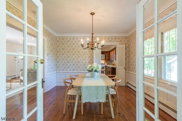 61 S Prospect St, Verona Twp., NJ 07044