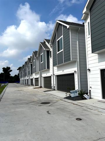 2328 Paul Quinn Street, Houston, TX 77091