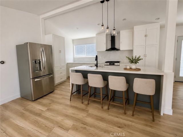 9625 Aqueduct, North Hills, CA 91343