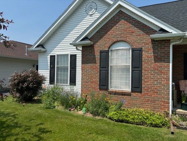 783 Whistlers Cove Lane, Greece, NY 14612