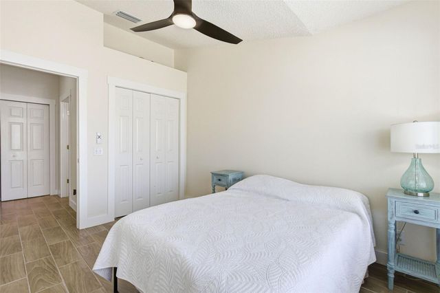 541 BLACK LION DRIVE NE, St Petersburg, FL 33716