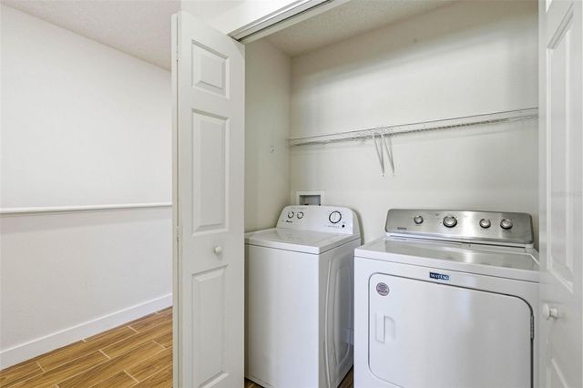 541 BLACK LION DRIVE NE, St Petersburg, FL 33716