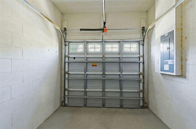 541 BLACK LION DRIVE NE, St Petersburg, FL 33716