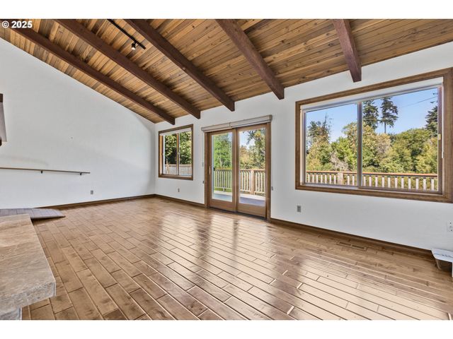 6503 KINNS Rd, Woodburn, OR 97071