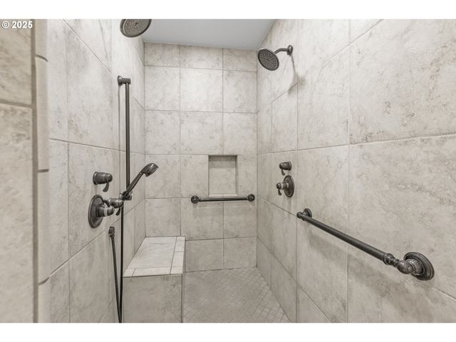 6503 KINNS Rd, Woodburn, OR 97071