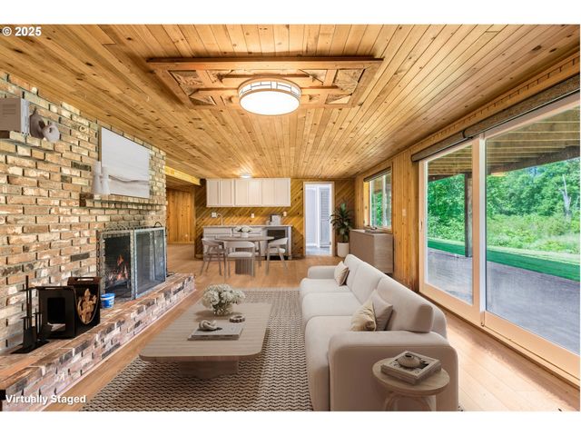 6503 KINNS Rd, Woodburn, OR 97071