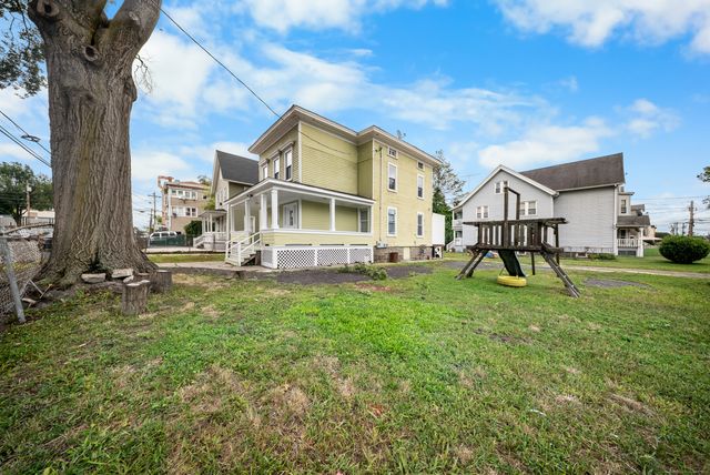 180 Benham Avenue, Bridgeport, CT 06605