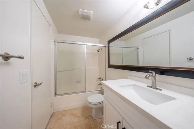 71 Woodleaf, Irvine, CA 92614