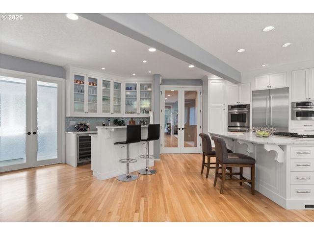 4221 Sw SELLING Ct, Portland, OR 97221