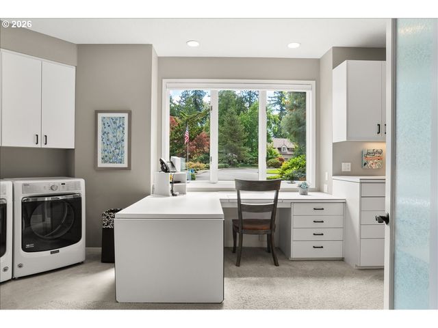 4221 Sw SELLING Ct, Portland, OR 97221