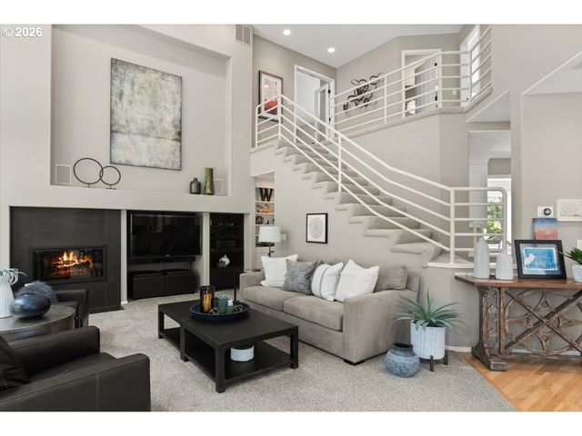 4221 Sw SELLING Ct, Portland, OR 97221