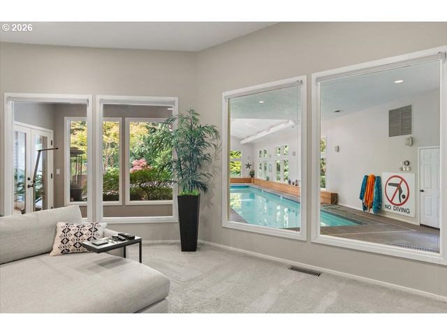 4221 Sw SELLING Ct, Portland, OR 97221