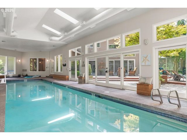 4221 Sw SELLING Ct, Portland, OR 97221