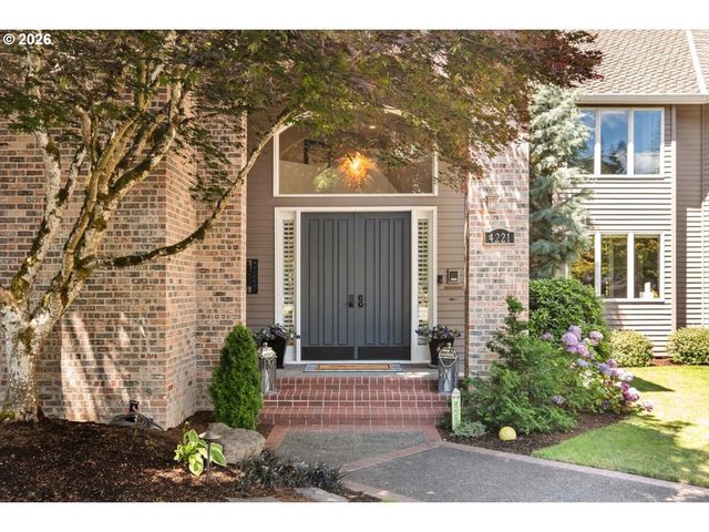 4221 Sw SELLING Ct, Portland, OR 97221