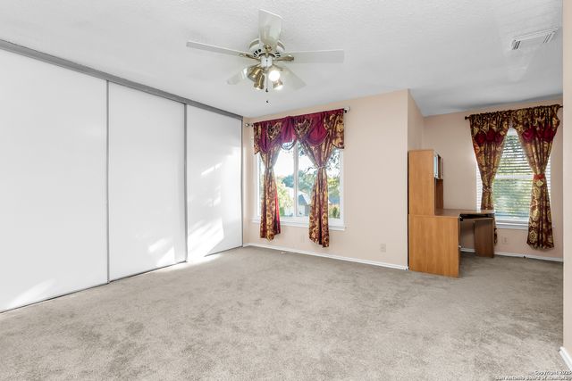 6161 Border Trail Dr, San Antonio, TX 78240