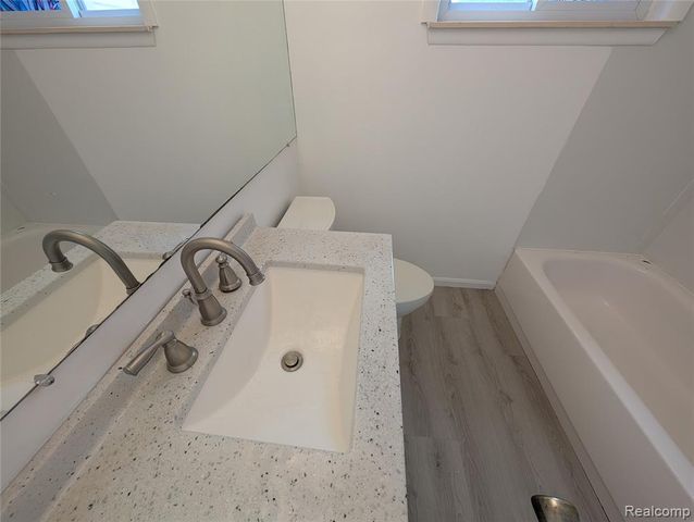 31505 Allegan Court, Westland, MI 48186