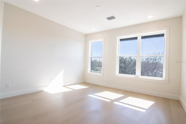 6365 1ST AVENUE S, St Petersburg, FL 33707