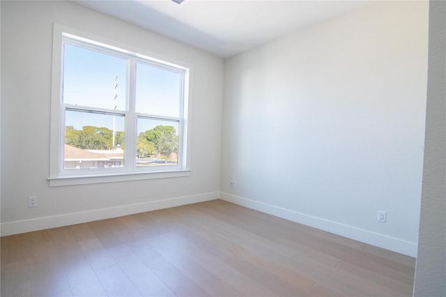 6365 1ST AVENUE S, St Petersburg, FL 33707