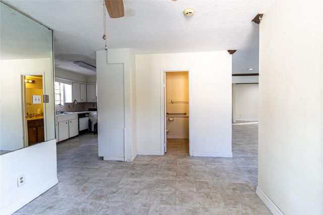 4906 Droddy Street, Houston, TX 77091