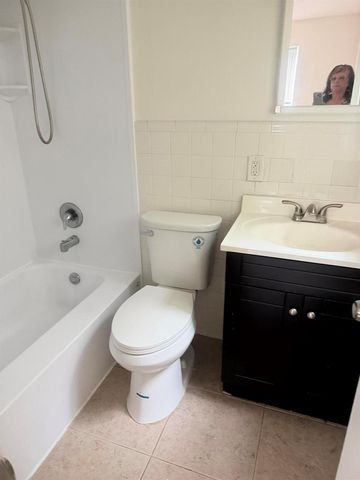 1151 NE 26th Avenue, Pompano Beach, FL 33062