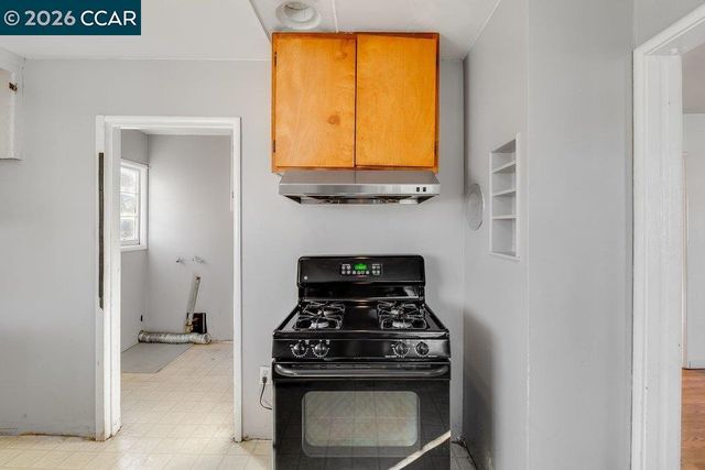 2614 Chanslor Avenue, Richmond, CA 94803