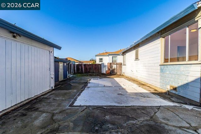 2614 Chanslor Avenue, Richmond, CA 94803