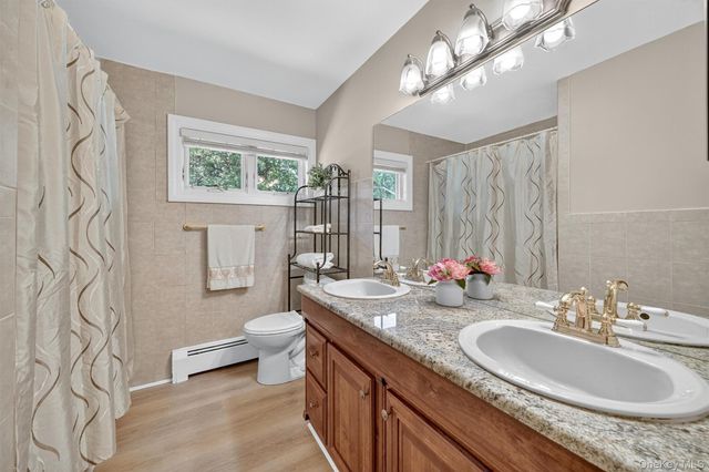 10 Wesley Court, Congers, NY 10920