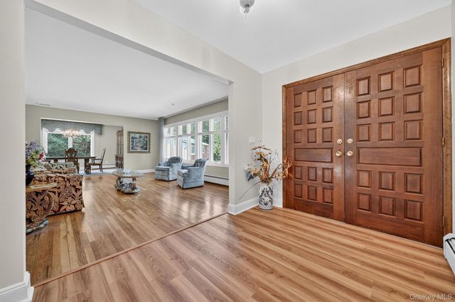 10 Wesley Court, Congers, NY 10920