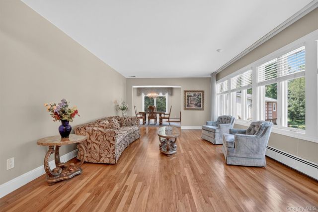 10 Wesley Court, Congers, NY 10920