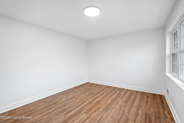 8104 Atlanta Pkwy, Louisville, KY 40214