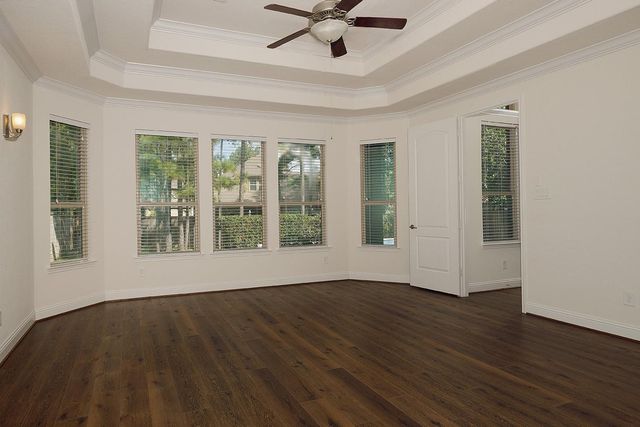 46 Caprice Bend Place, Tomball, TX 77375