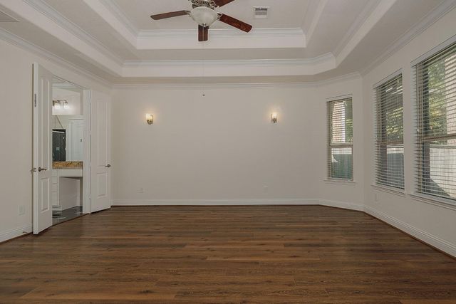 46 Caprice Bend Place, Tomball, TX 77375