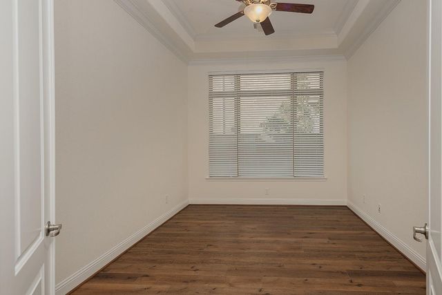 46 Caprice Bend Place, Tomball, TX 77375