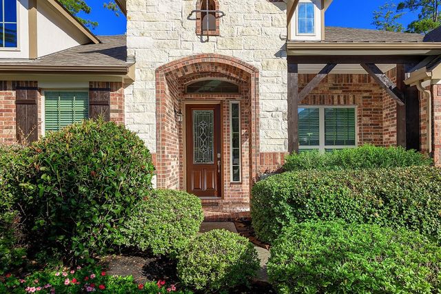 46 Caprice Bend Place, Tomball, TX 77375