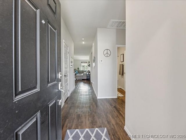 7502 E 144th Place N, Collinsville, OK 74021