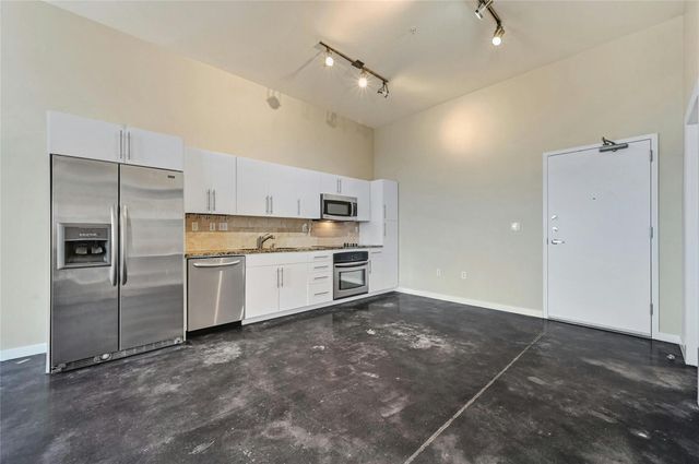 2235 E 6th ST 402, Austin, TX 78702