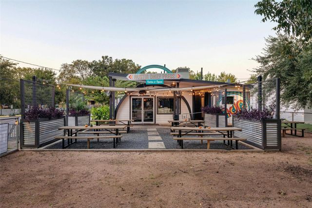 2235 E 6th ST 402, Austin, TX 78702