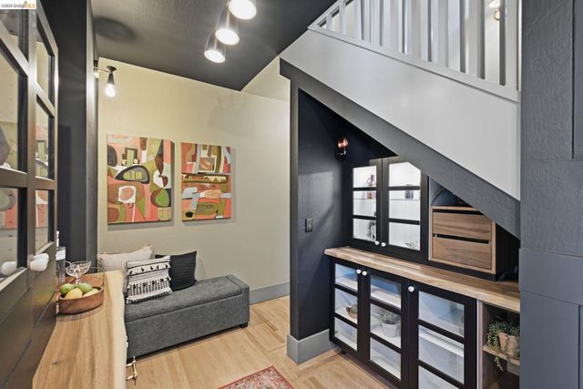 1504 Verdi St, Alameda, CA 94501