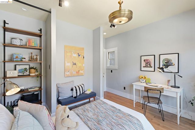 1504 Verdi St, Alameda, CA 94501