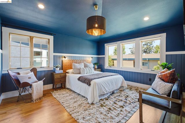 1504 Verdi St, Alameda, CA 94501