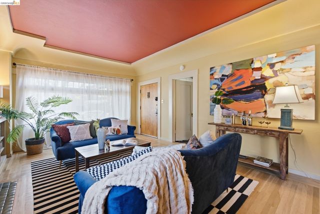 1504 Verdi St, Alameda, CA 94501