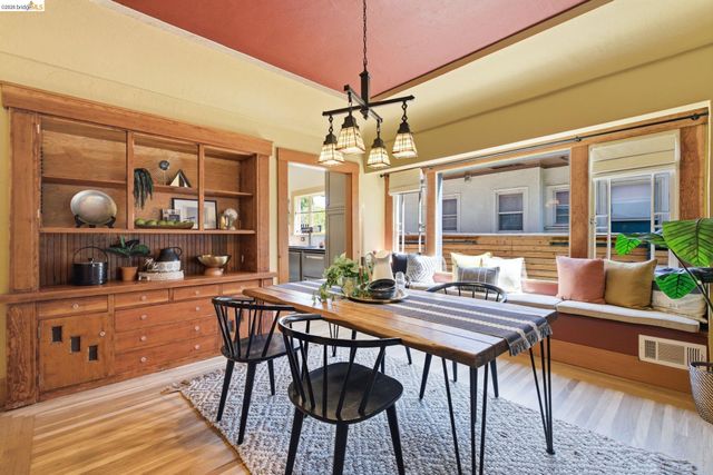 1504 Verdi St, Alameda, CA 94501
