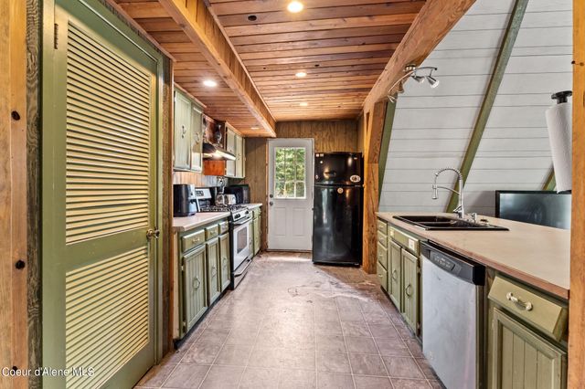 3897 Upper Gold Creek Rd. Rd, Sandpoint, ID 83864