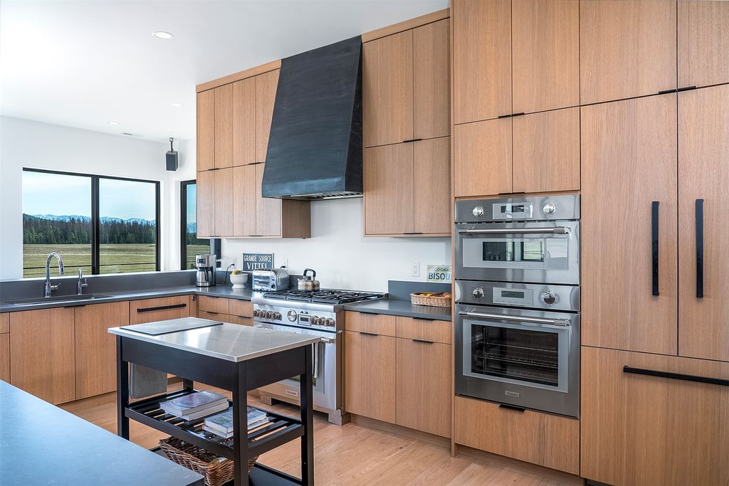 567 Twin Bridges Road, Whitefish, MT 59937 photo 19