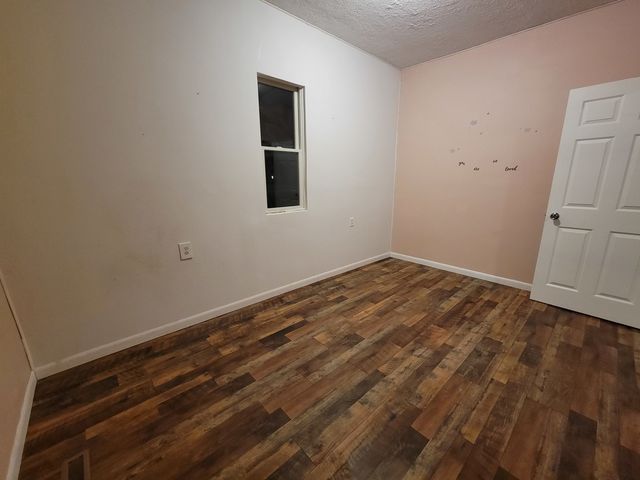 915 W Superior Street, Ottawa, IL 61350