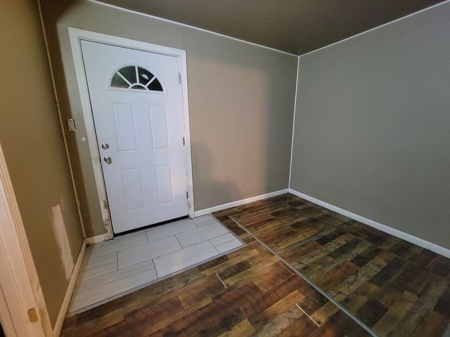 915 W Superior Street, Ottawa, IL 61350